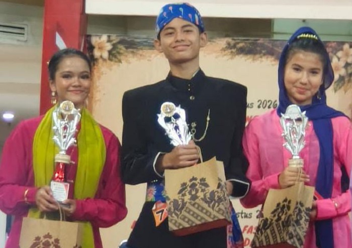 Siswa SMPN 69 Jakarta Barat Diego Missel Muharno Raih Juara 2 Abang None Cilik dan Remaja Kencur 2026