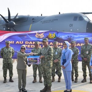 TNI AU Kirim Bantuan untuk Korban Bencana NTT, Disalurkan via Labuan Bajo dan Maumere