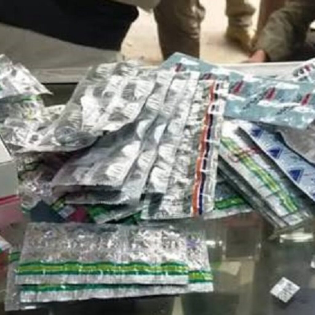 Tramadol Diduga Dijual Bebas di Kamal Muara, Warga Minta Polisi dan BPOM Turun Tangan