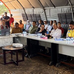 Usai Pimpin Upacara HUT RI di Ende, Menteri Dody Tinjau Penanganan Gempa di Nagekeo