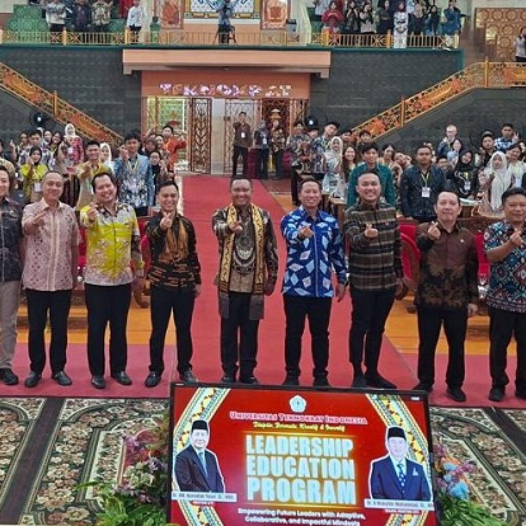 Wabup Pesawaran Antonius Muhammad Ali Dorong 400 Mahasiswa Jadi Pemimpin Adaptif dan Berintegritas
