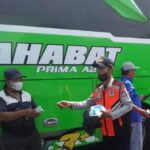 Antisipasi Abu Vulkanik, Terminal Ka-lideres Bagikan Masker kepada Penumpang dan Pengemudi