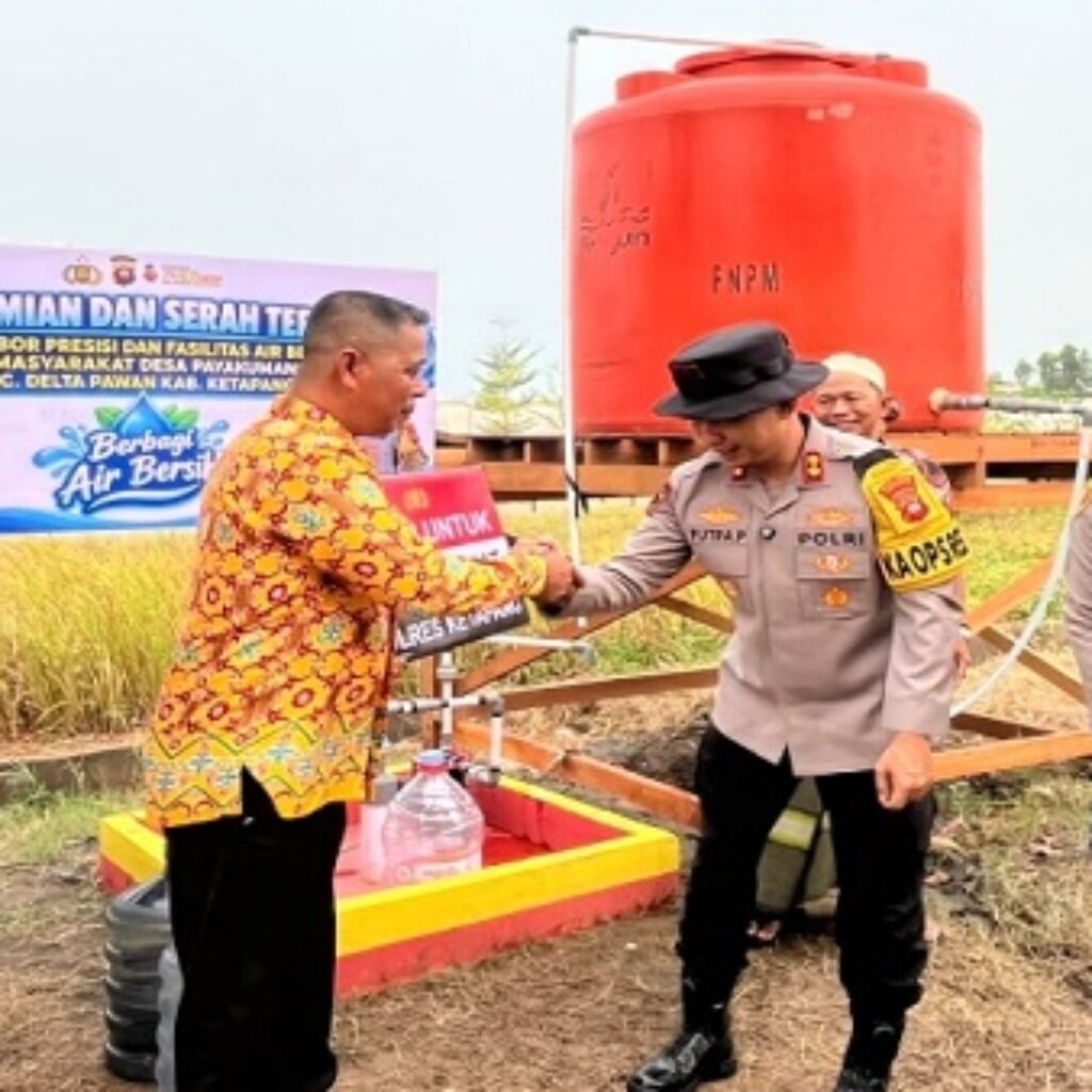 Atasi Kekeringan, Polres Ketapang Bangun dan Serahkan Sumur Bor