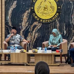 Bedah Buku “Ide-Ide Reformasi Birokrasi”, Pusat Studi Ilmu Kepolisian Dorong Polri Profesional dan Adaptif