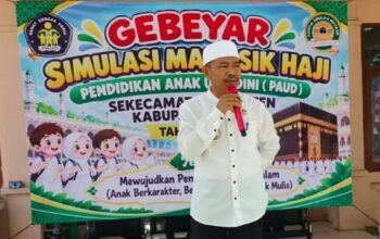 Camat Cirinten Buka Simulasi Manasik Haji Ratusan Siswa TK dan PAUD