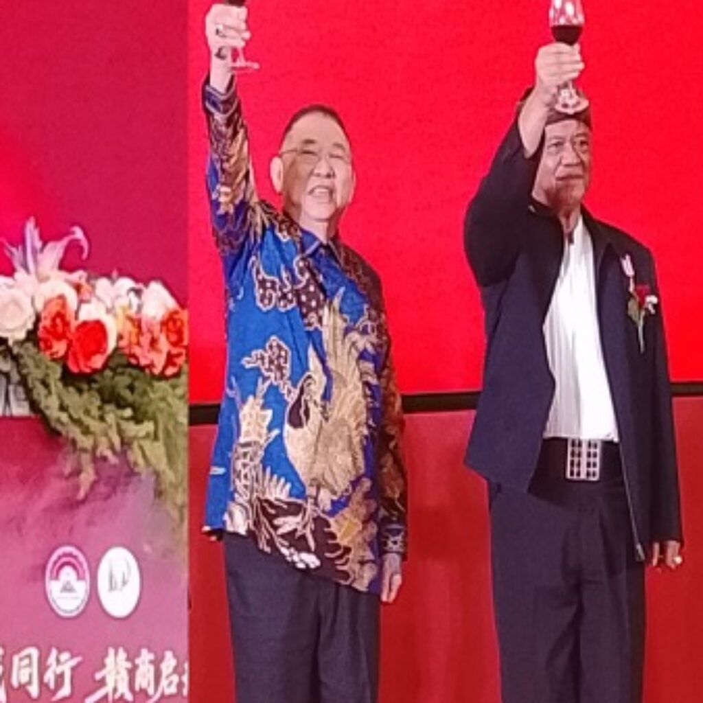 Hadiri 10 Th Aniversari Jiangxi Indonesia, Abah Anton Charliyan Dorong Investasi Pengusaha Tiongkok di Jawa Barat