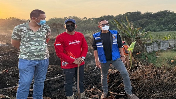 Hiswana Migas DPC Bogor Salurkan Bantuan Penanganan Kebakaran TPA Galuga