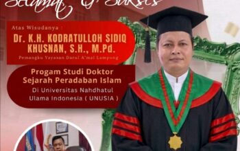K.H. Kodratulloh Sidiq Khusnan Raih Gelar Doktor, PWRI Metro Sam-paikan Ucapan Selamat
