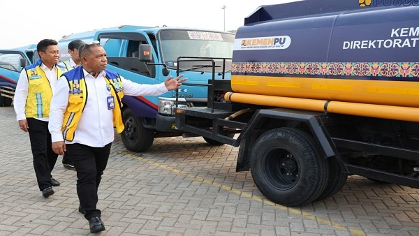 Kementerian PU Kirim 13 Peralatan Penanganan Karhutla ke Lima Provinsi di Kalimantan