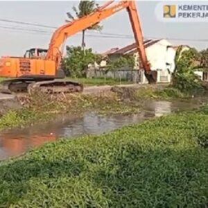 Kementerian PU Normalisasi Saluran Tambun, Irigasi 875 Hektare Sawah Karawang Kembali Dioptimalkan