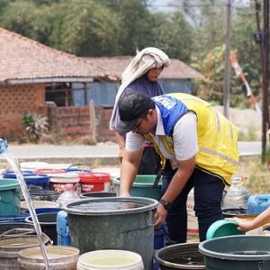 Kementerian PU Salurkan 286 Ribu Liter Air Bersih ke 10 Daerah di Jawa Barat