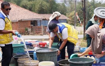Kementerian PU Salurkan 286 Ribu Liter Air Bersih ke 10 Daerah di Jawa Barat