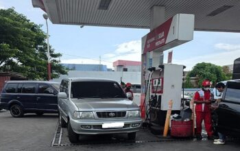 Kendaraan Bertangki Modifikasi Isi Solar Subsidi di SPBU Kuta Alam Banda Aceh