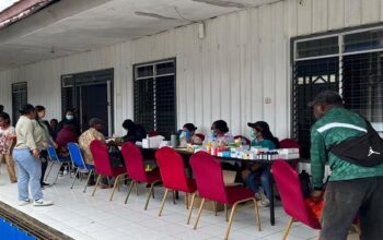 Kepala Suku Lepki Ajak Masyarakat Pegunungan Bintang Wujudkan Generasi Sehat dan Nasionalis