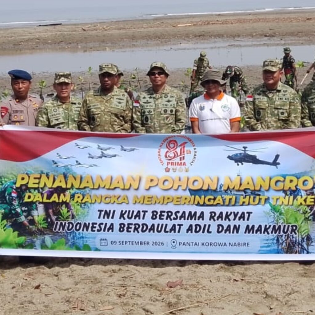 Lanal Nabire Tanam 500 Bibit Mangrove di Pantai Korowa, Libatkan 150 Peserta