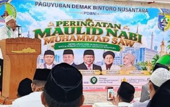 Maulid Nabi di Masjid Istiqlal, Fathan Subchi Ajak Warga Demak Perkuat Silaturahmi dan Pengabdian