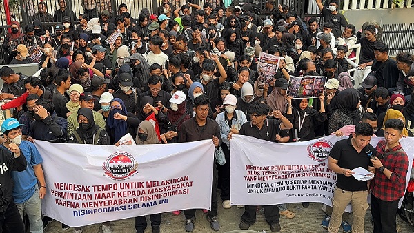 PBRI Gelar Aksi di Kantor Tempo