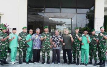 Perkuat Sinergi TNI dan Ulama, Danyonif TP 449/SH Kunjungi Tokoh Agama di Sukoharjo