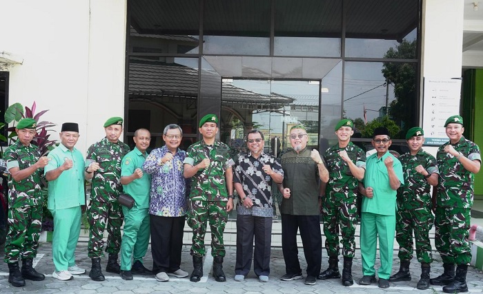Perkuat Sinergi TNI dan Ulama, Danyonif TP 449/SH Kunjungi Tokoh Agama di Sukoharjo