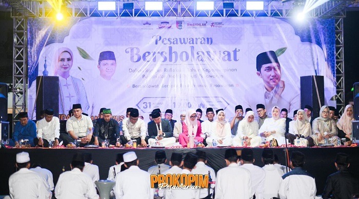 Pesawaran Bersholawat, Bupati Nanda Indira Ajak Warga Perkuat Kebersamaan dan Doakan Pembangunan Daerah
