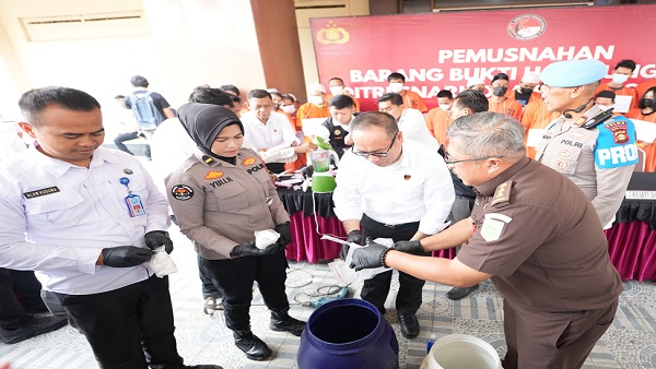 Polda Sumsel Musnahkan Narkoba Rp2,18 Miliar