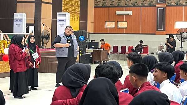 RELIMA Goes to Campus di UNDHARI Dorong Mahasiswa Jadi Penggerak Literasi Masyarakat