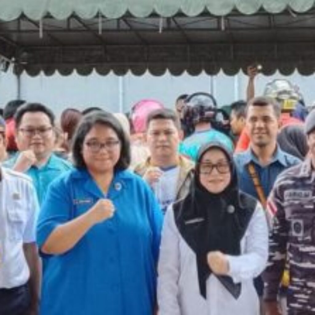Sambut HUT ke-81 TNI AL dan RRI, Lanal Nabire Gelar Donor Darah dan Pangan Murah