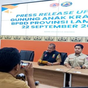 Status Gunung Anak Krakatau Turun ke Level Waspada, Radius 2 Km Masih Terlarang