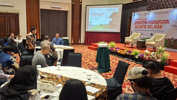Sudin Parekraf Jaksel Bekali 150 Pelaku Usaha Hiburan tentang TPPO, Narkotika, dan Pemilahan Sampah