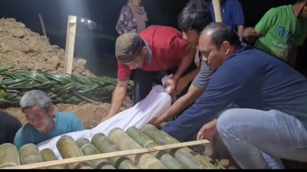 Terkendala Biaya, Pemuda Aceh Dimakamkan di Cikeusal Serang Berkat Bantuan Warga dan Yayasan