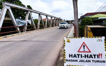 Kondisi Jembatan Muara Lembak di Kutai Timur yang menjadi akses menuju Pelabuhan Maloy.