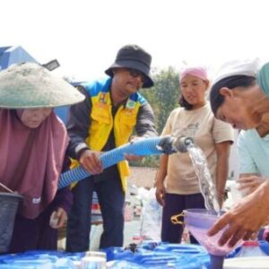 Hadapi El Nino, Kementerian PU Salurkan 23,2 Juta Liter Air Bersih ke Jateng dan Jatim
