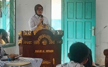 Wabup Lahat Widia Ningsih membuka pelatihan AI dan coding bagi guru.