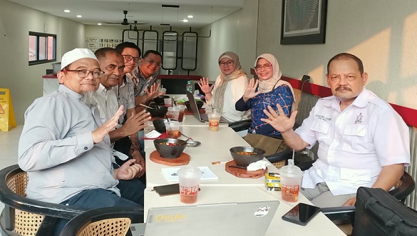 APKLI Merah Putih Siapkan Primnaskop dan Sekolah Usaha Rakyat Kecil untuk UKM PKL
