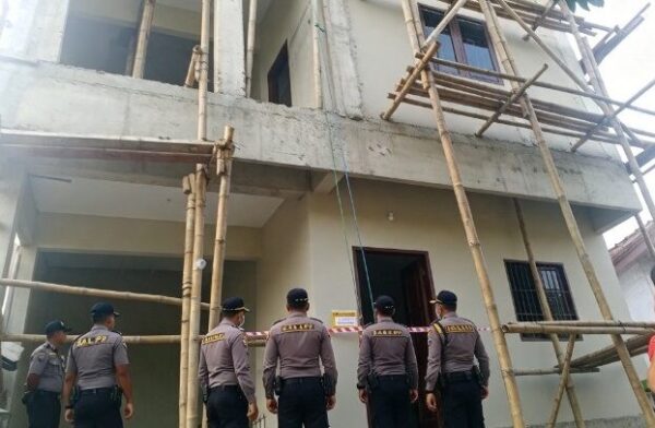 Bangunan Kos Diduga Tanpa PBG di Tanah Tinggi Belum Disegel, GATRA Soroti Penindakan Satpol PP