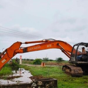 Cegah Banjir di Labuhanbatu, PTPN IV Kerahkan Ekskavator Normalisasi Saluran Air