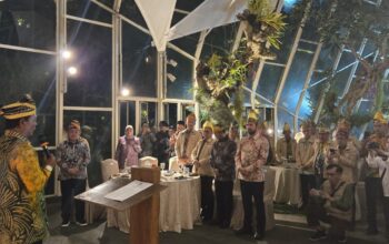 Hujan Turun di Kalimantan Selatan, Paman Birin Ajak Peserta Pra Kon-gres KBB Sa-dunia Sujud Syukur