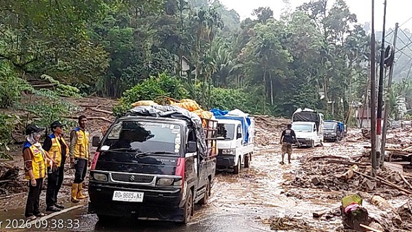 Kementerian PU Rampungkan Tanggul Darurat di Padang
