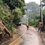 Kerahkan 10 Alat Berat, Kementerian PU Bersihkan 14 Titik Longsor Tapan–Batas Jambi