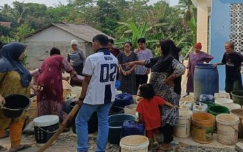 Krisis Air Banten, PTPN IV PalmCo Salurkan 101 Ribu Liter Air untuk 15 Desa