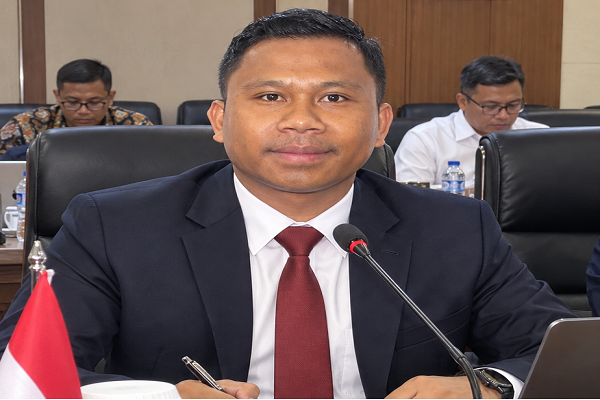 Krisis Rasa Hormat di Era Digital: Ketika Ruang Privat Menjadi Tontonan