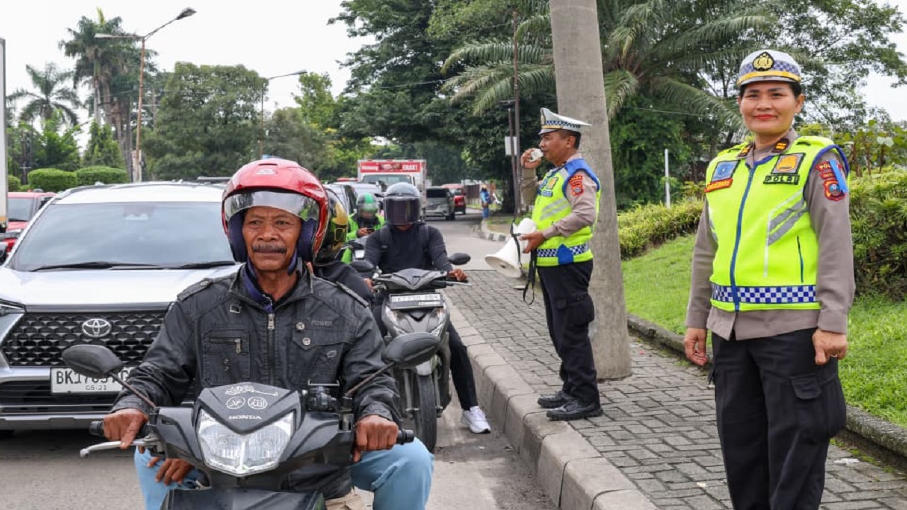 Operasi Patuh Toba 2026, Polda Sumut Edukasi Pedagang hingga Komunitas Motor