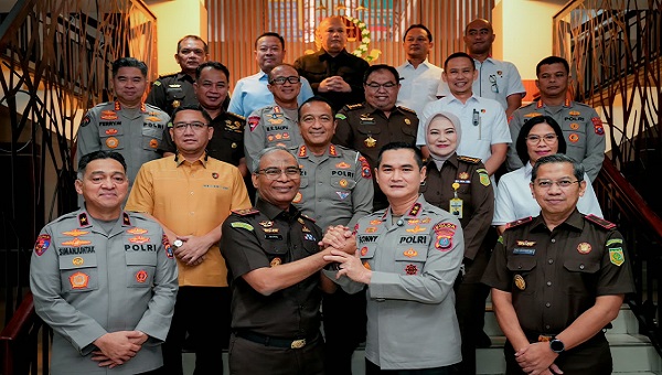 Perkuat Sinergi Penegakan Hukum, Kapolda Sumut Sonny Irawan Kunjungi Kejati