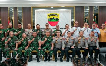Perkuat Soliditas TNI-Polri