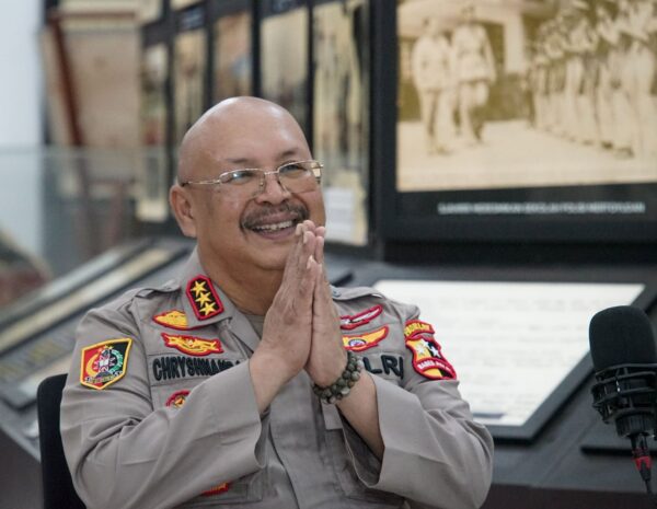 POLISI BERSAMA MASYARAKAT: Paradigma Pemolisian yang Cepat, Dekat dan Bersahabat