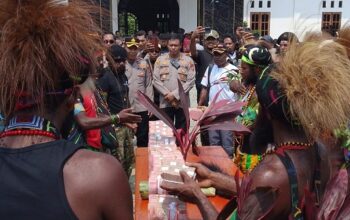 Polres Nabire Fasilitasi Perdamaian Suku Dani, Denda Adat Disepakati Rp6 Miliar