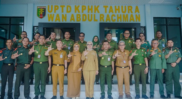 Wagub Jihan Minta Pengelolaan Hutan Lampung Diperkuat