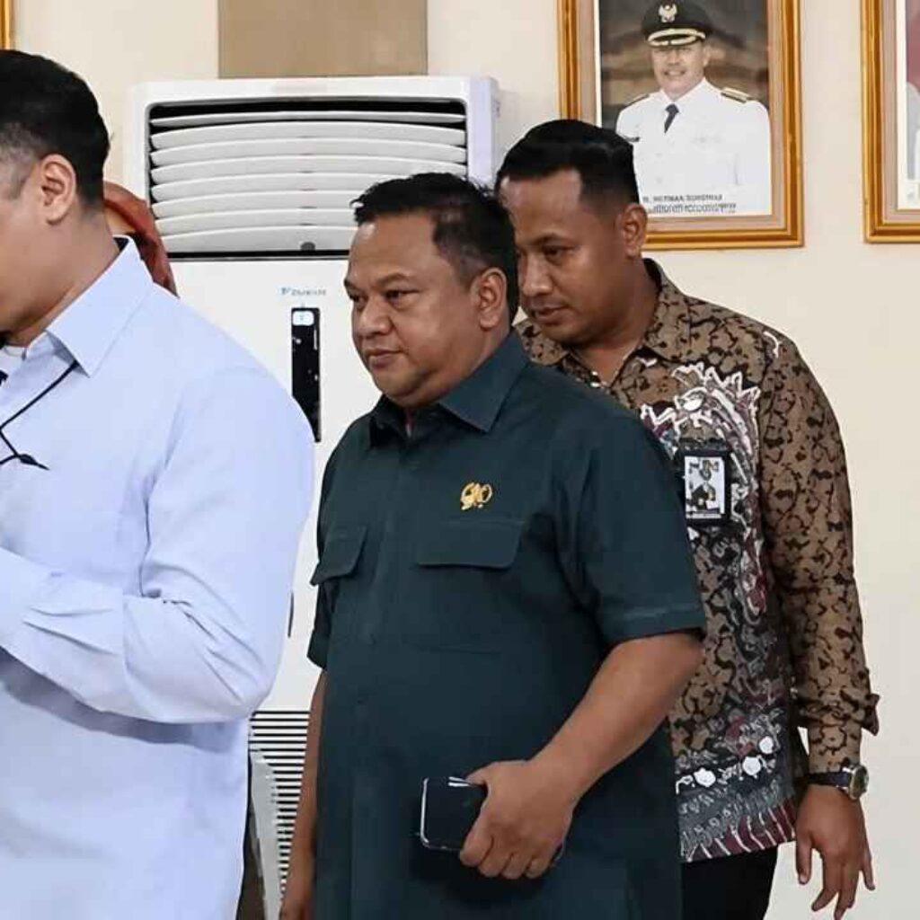 Budi Azhar Hadiri Penyerahan Hibah Aset KPK Rp1,9 Miliar ke Pemkab Sukabumi