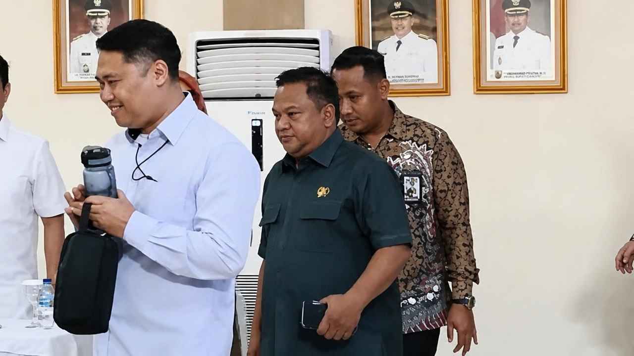 Budi Azhar Mutawali menghadiri penyerahan hibah aset KPK kepada Pemkab Sukabumi dan peluncuran SIMPATIK.