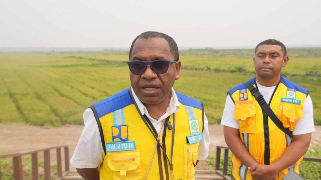 Infrastruktur irigasi untuk mendukung 1.000 hektare sawah rakyat di Merauke, Papua Selatan.